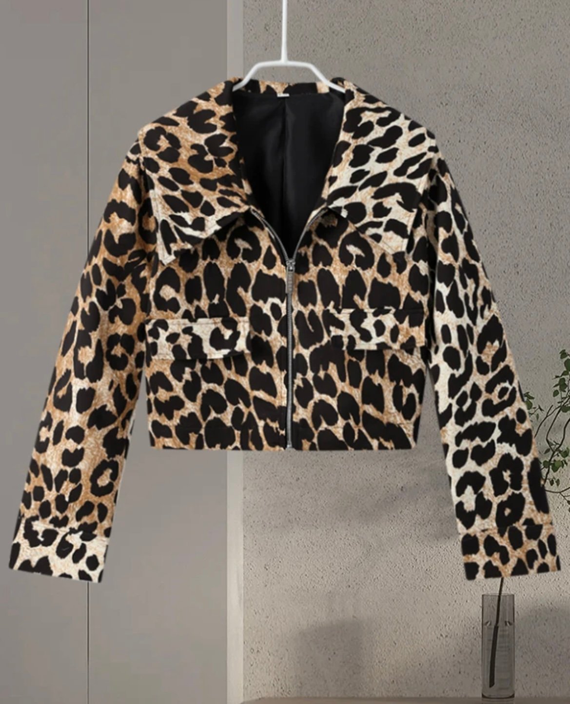 Betty leopard