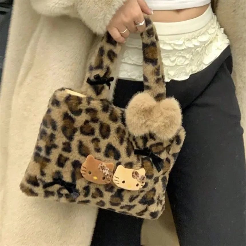 Kitty Leopard Print Faux Fur Bag🐆