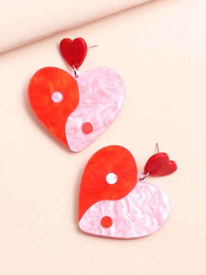 Heart yin and yang acrylic earrings 💕