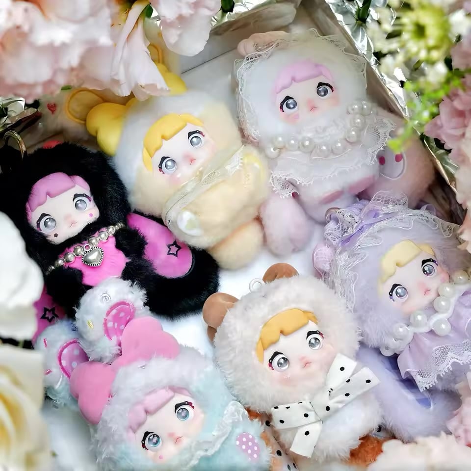 Nommi Sweetheart Bunny Blind Box 🐰🩷