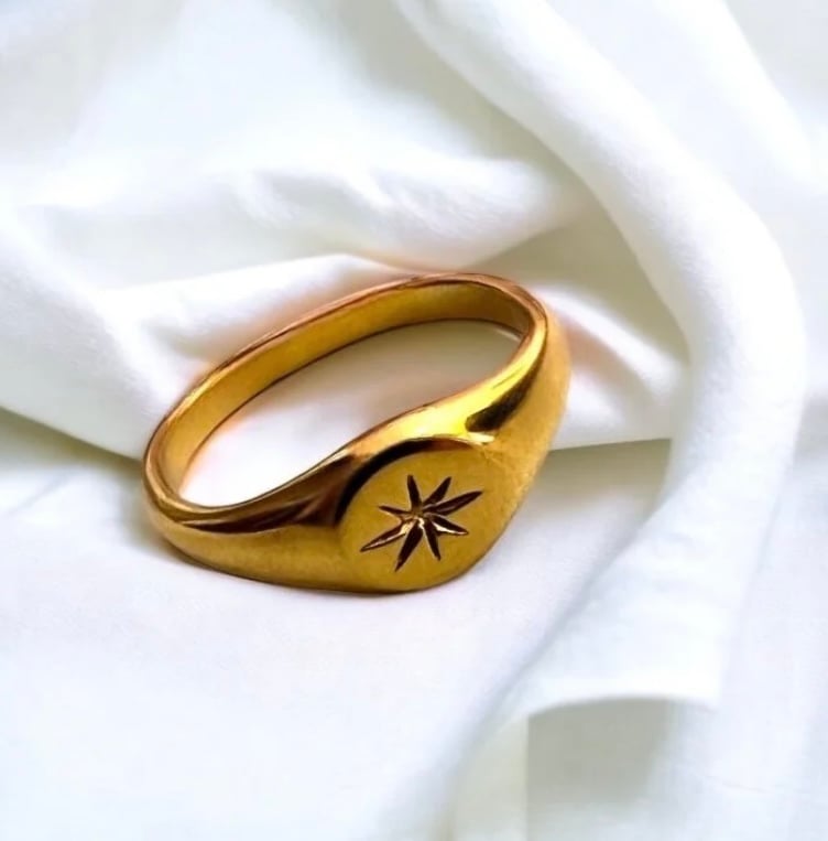 Stella ring💛