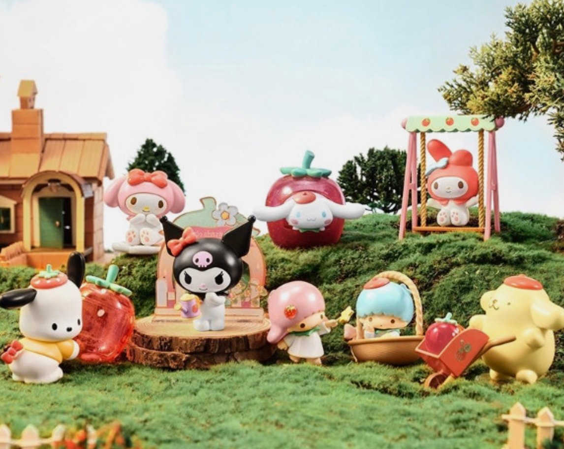 Sanrio Characters Strawberry Farm Blind Box 🍓