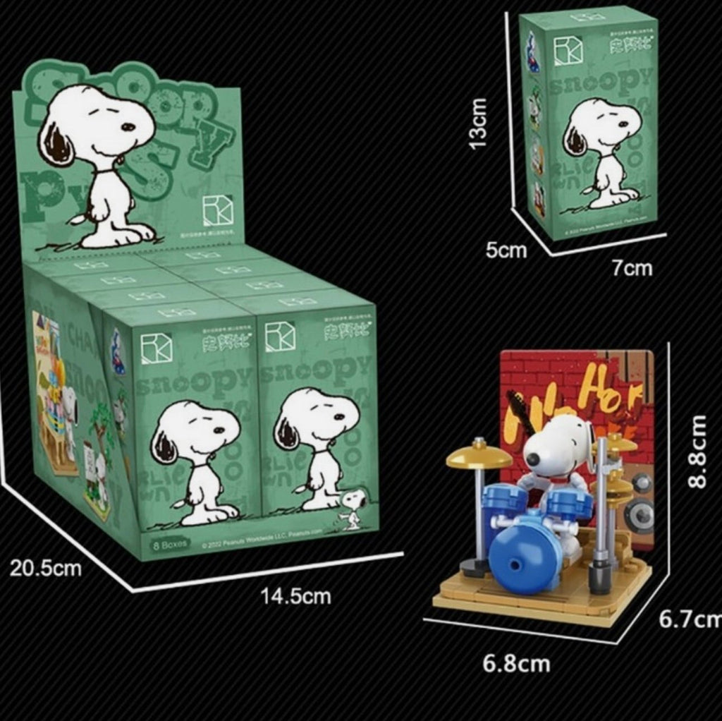Snoopy Build Blind Box 🖤